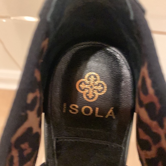 Sola  leather and leopard print textile material that feels like stretch nylon - Picture 8 of 9